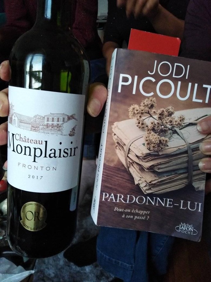 59423342_10156533080418720_3103542496211238912_n